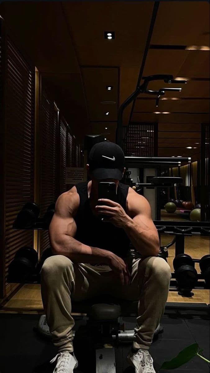 The Best Beginner Gym Routine for Men Who Want to Build Strength and Muscle